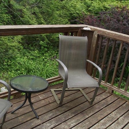 Secret Cove Cottage Suites Halfmoon Bay Εξωτερικό φωτογραφία
