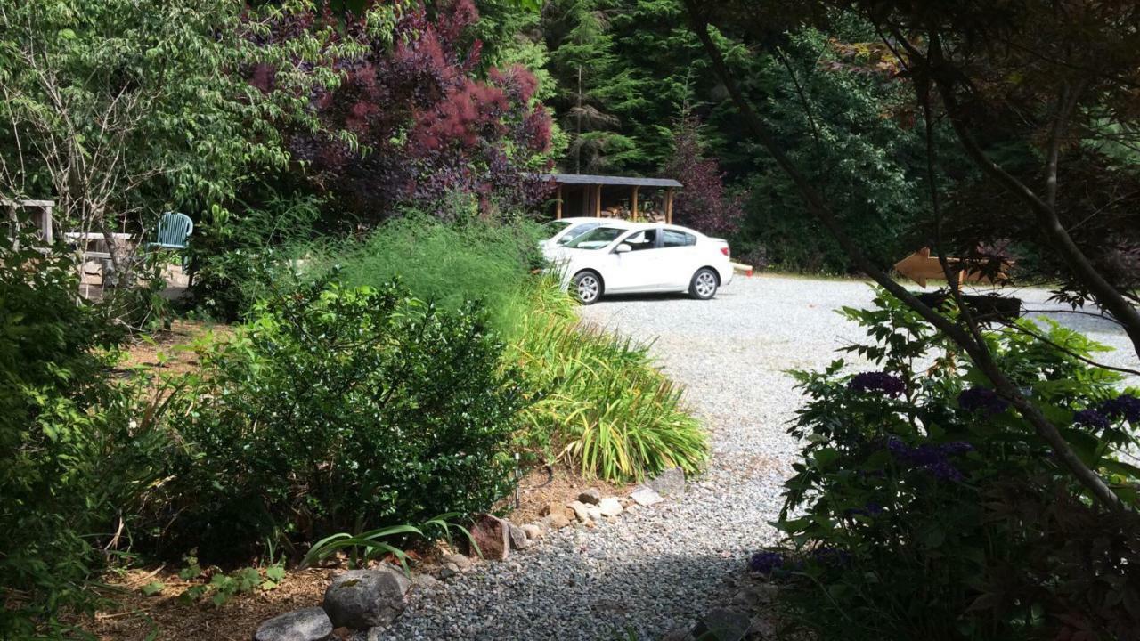 Secret Cove Cottage Suites Halfmoon Bay Εξωτερικό φωτογραφία