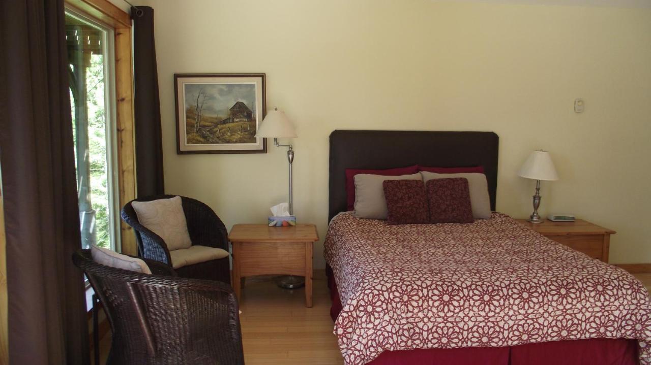 Secret Cove Cottage Suites Halfmoon Bay Εξωτερικό φωτογραφία